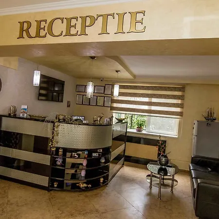 Floare De Iris Vendégház 3*