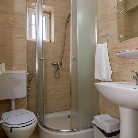 Vendégház Floare De Iris