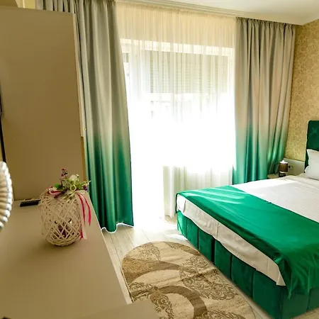 Vendégház Floare De Iris 3*