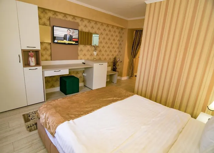 Konukevi Floare De Iris 3*