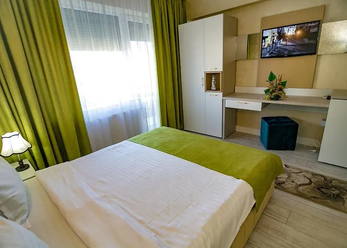 Floare De Iris Konukevi Vama Veche