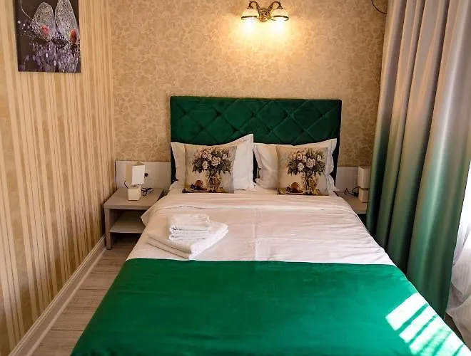 Floare De Iris Konukevi 3*