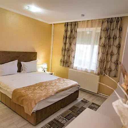 Floare De Iris Guest house 3*